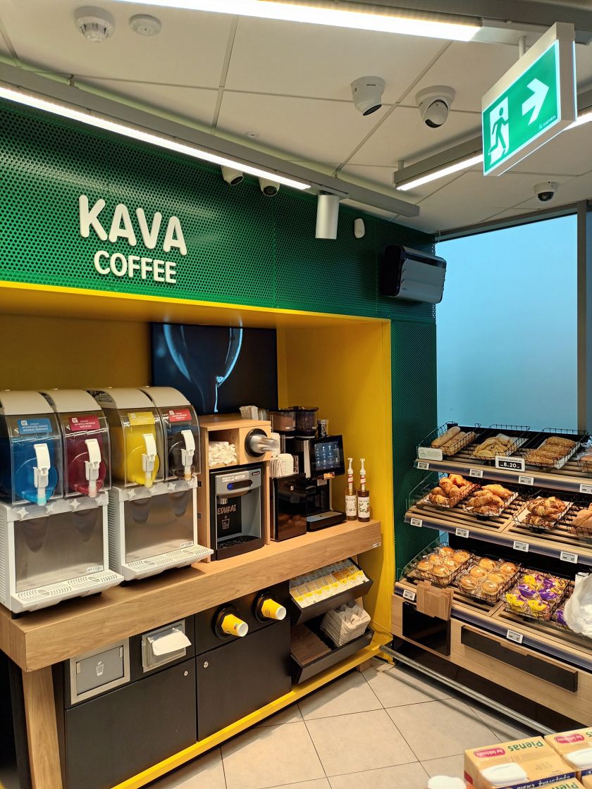 
„Iki“ Vilniuje atnaujino populiariausią autonominę parduotuvę – tapo viena gražiausių visame tinkle                