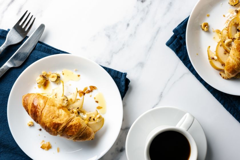 
Prancūziška romantika – su austriška kilme: ikoniškieji kruasanai ir TOP 5 priedai, kurie neabejotinai juos paskanins                