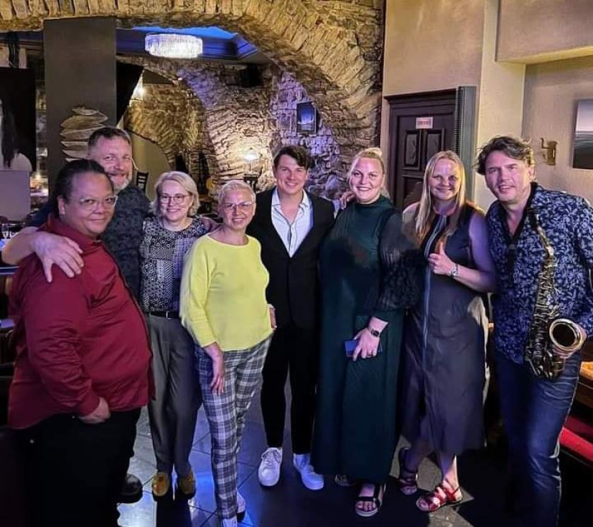 
Projektas  „Kiekvienam Savas Atlantas“ su Aurimu Valujavičiumi                