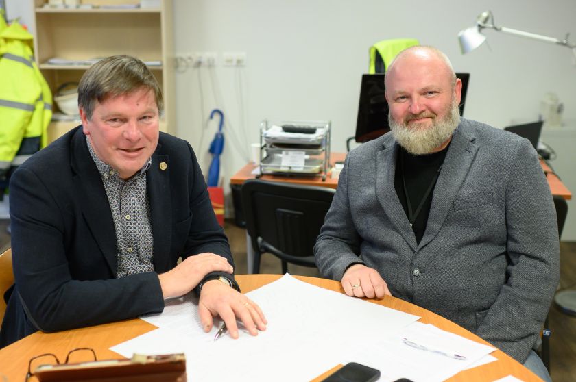 
Maisto atliekų lauks vabzdžių lervos – „Energesman“ gamins baltymus pramonei, trąšas ir biokurą                