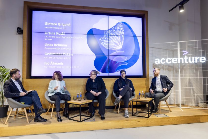 Artėja technologijų cunamis: atskleistos keturios technologijų tendencijos, kurios pakeis pasaulį