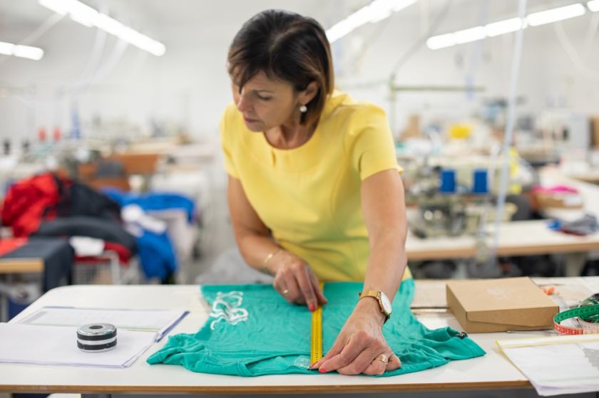 
Sėkmės istorija: grįžimas į tekstilės pramonę paskatino įmonės plėtrą                