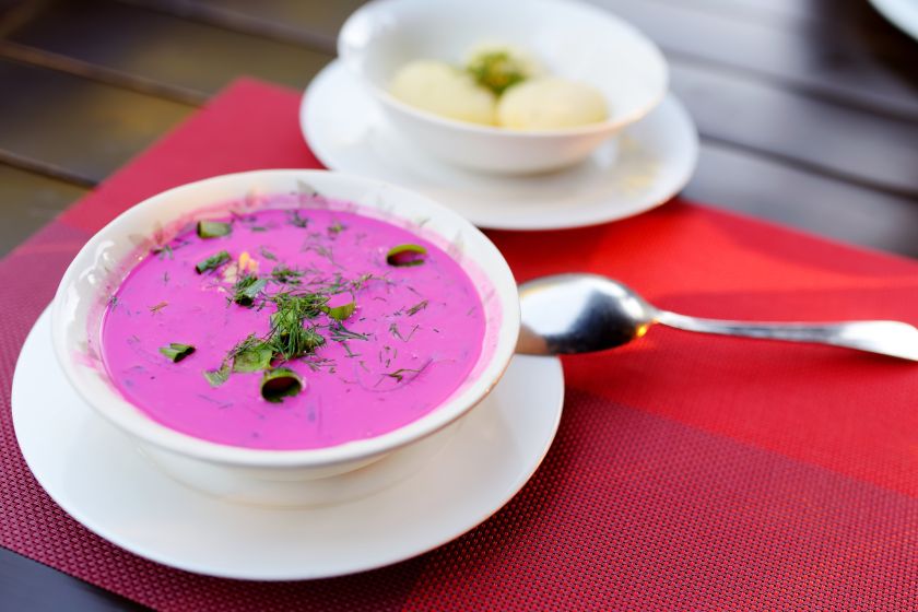 
Šventinio savaitgalio meniu: 4 patiekalai, kuriuos pasigaminsite lengvai ir nebrangiai                