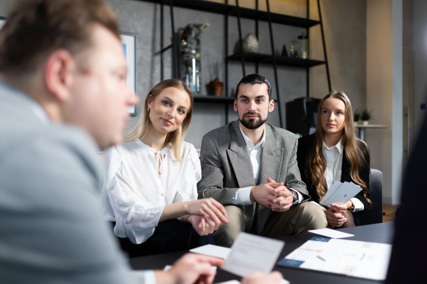 Lektorius A. Janiukštis apie naujo darbuotojo integraciją organizacijoje: „Prasidėjo reikšmingi pokyčiai – su „didžiuoju broliu“ atsisveikinama“
