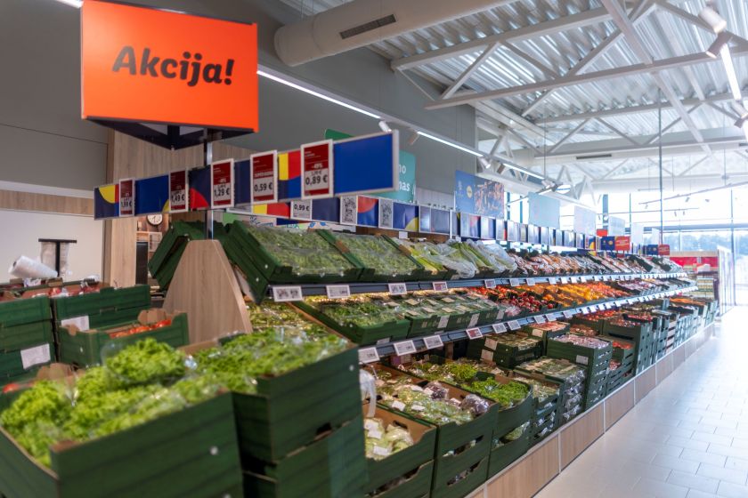 
Lentynose – jau šviežias derlius: papasakojo, kaip „Lidl“ užtikrina jo kokybę                