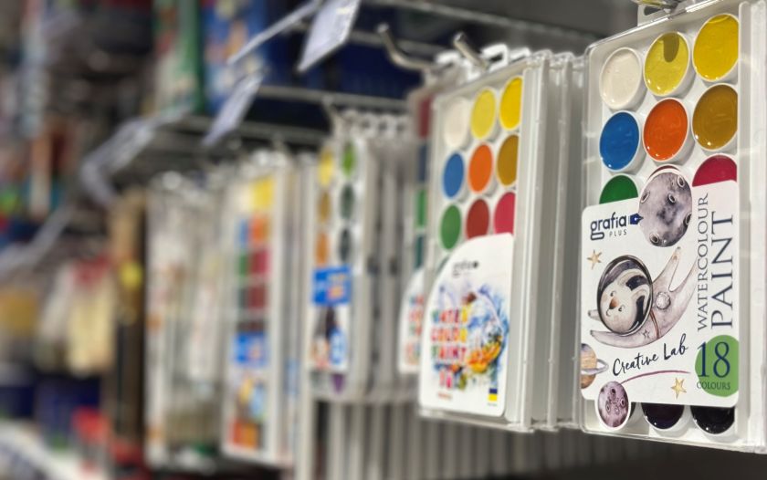 
Tautiečiai mokyklai šiemet ruošiasi intensyviausiai per pastaruosius 3 metus: štai, ką šluoja iš lentynų                