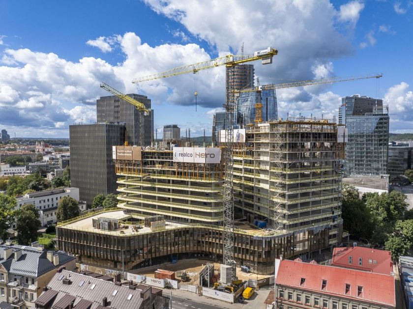 
Investuotojų susidomėjimas neslūgsta: verslo centras „Hero“ sėkmingai pritraukė dar 13,6 mln. eurų investicijų                