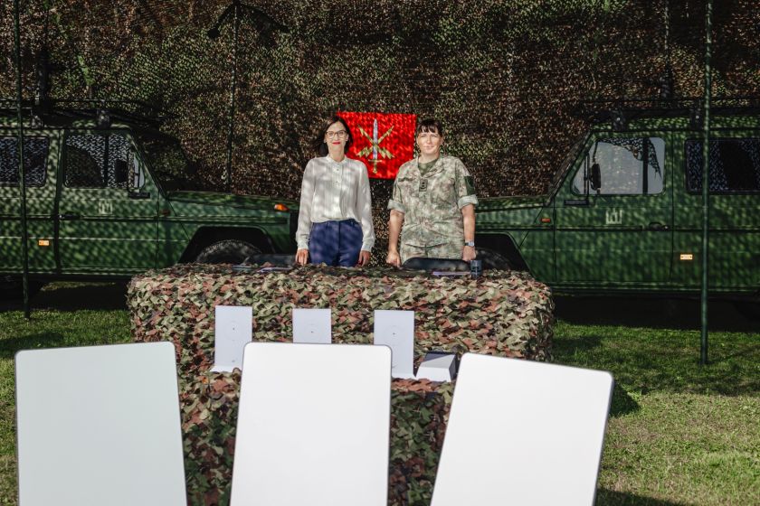 
„Kreda“ grupės kredito unijos skyrė paramą Lietuvos kariuomenei – įsigyta svarbi sistema                