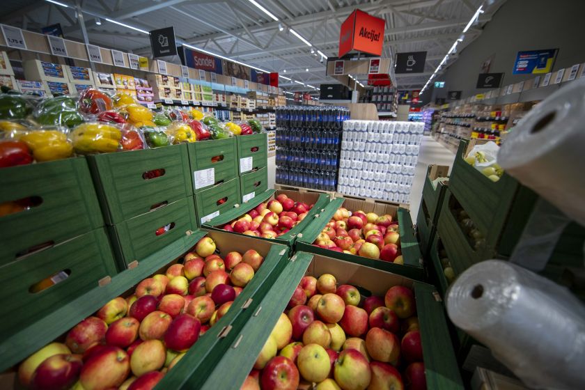 
Vaisiai ir daržovės „Lidl“ parduotuvių lentynose – trumpiau nei per parą                