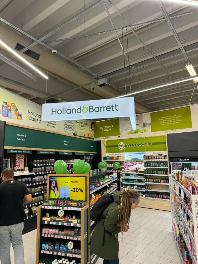 
„Rimi“ pristato naujovę: bus galima apsipirkti „parduotuvės parduotuvėje“ principu – britų gigantas įžengė į Lietuvą                