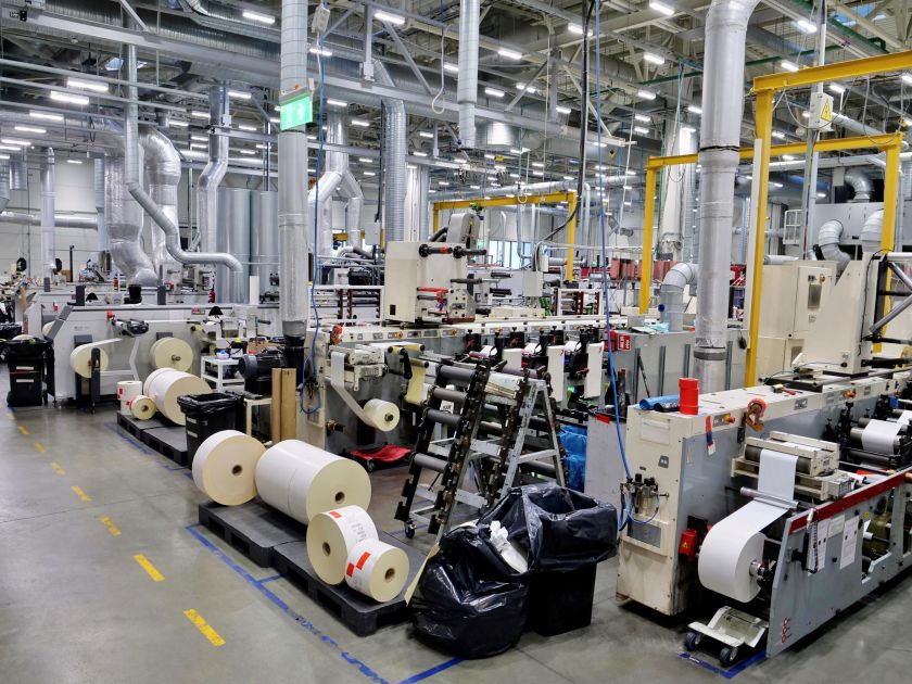 
Trečią veiklos dešimtmetį skaičiuojantis „PakMarkas“ naujiems įrenginiams skyrė pusę milijono eurų: investicijos jau atsipirko                