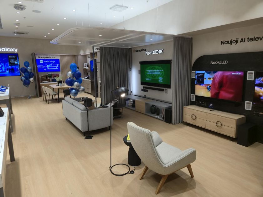 „Samsung“ atidaro pirmąją patirčių parduotuvę Lietuvoje