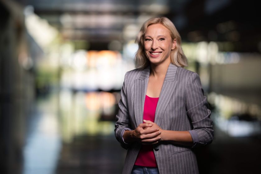 Didiesiems išpardavimams prasidėjus, džiugias emocijas keičia stresas: atskleidė, kaip planuoti pirkinius, kad šventės nebūtų finansiškai skaudžios