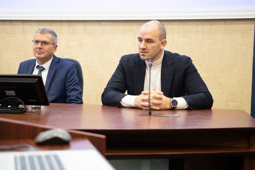 Pasirašyta pirmoji sutartis su investuotojais Venecijos verslo parke: „VLI Timber ir „Kenova“ į gamyklą Jonavoje investuos 35 mln. eurų