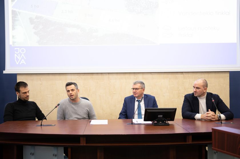 Pasirašyta pirmoji sutartis su investuotojais Venecijos verslo parke: „VLI Timber ir „Kenova“ į gamyklą Jonavoje investuos 35 mln. eurų