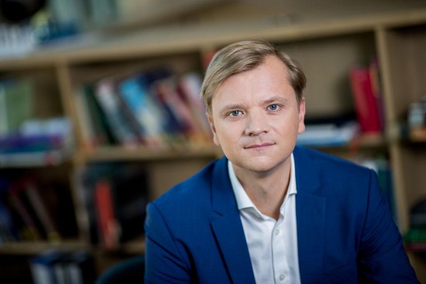 Daugelyje naujų automobilių Lietuvoje veiks tiktai šios bendrovės internetas