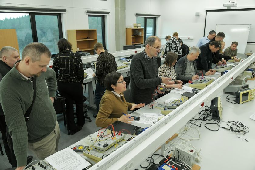 VILNIUS TECH siekia stiprinti STEAM ugdymą mokyklose: augina mokytojų inžinerines kompetencijas