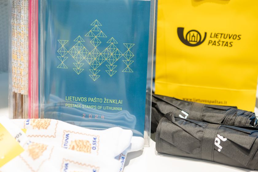 Ketvirtadienio rytą pirmuosius klientus pasitiko naujasis Žirmūnų pašto skyrius