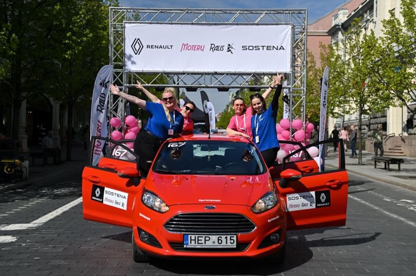 „Moterų ralis“ sukirto rankomis su pasauline telematikos lydere „Gurtam“