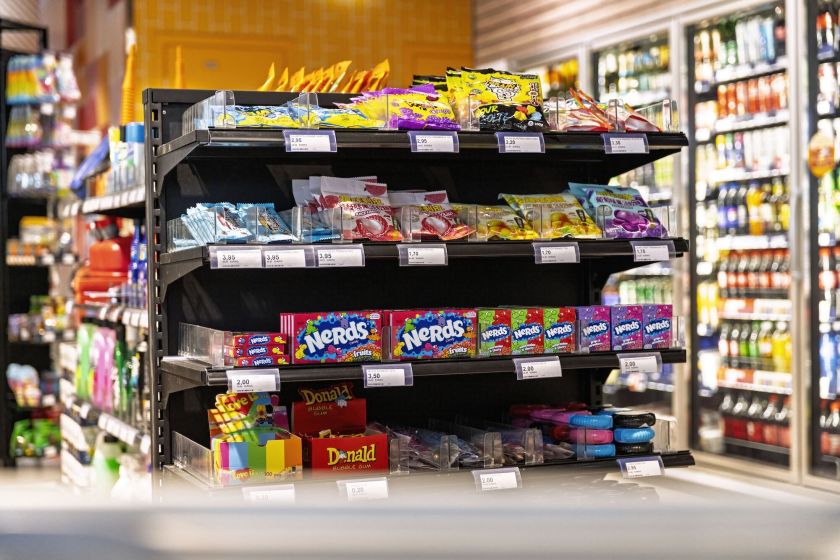 „Candy POP“ didmeninės prekybos tinklą papildė beveik 60 „Circle K“ parduotuvių Estijoje