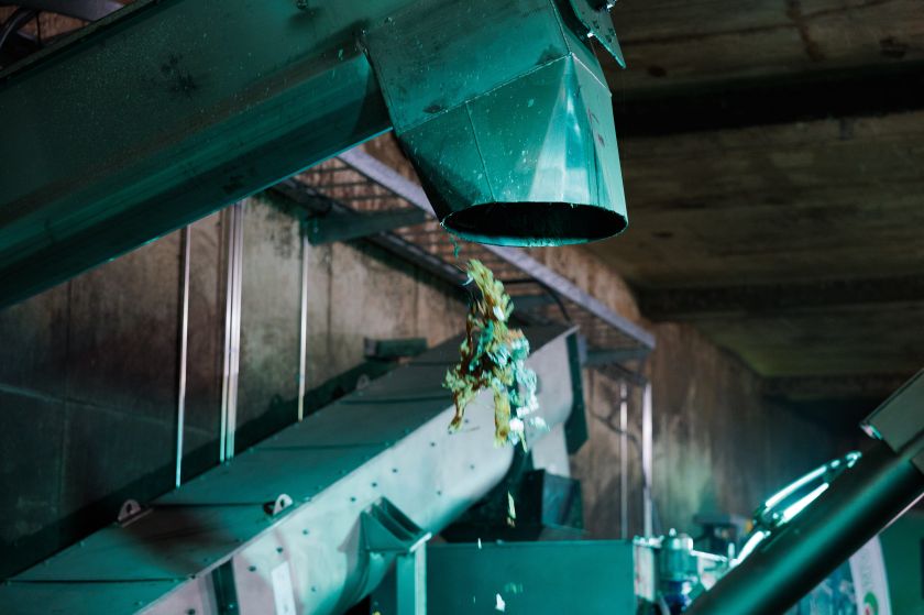 Vilniečių virtuvės likučiais jau džiaugiasi musių lervos – „Energesman“ parodė vieną pirmųjų sprendimų pasaulyje