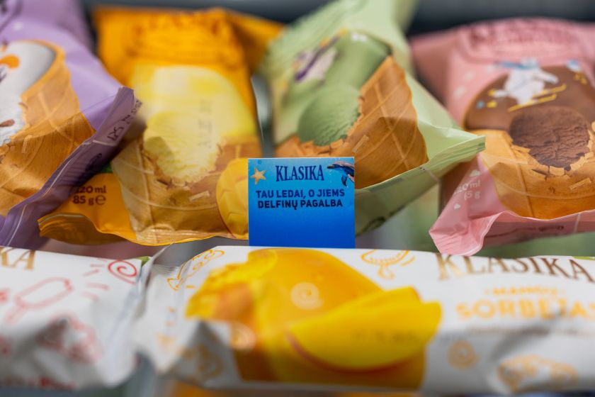 Gyvenimą keičianti jautri Lietuvos vaikų ir delfinų draugystė: galimybę šeimoms gauti terapiją „Maximos“ pirkėjai dovanos ir šiemet