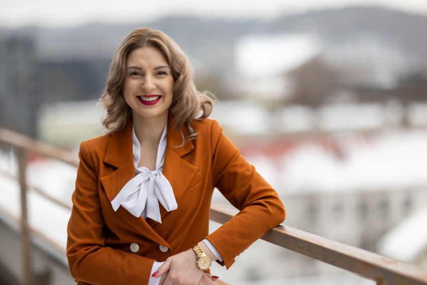 Nesutarimai tarp skirtingo amžiaus kolegų – kartų skirtumai ar paprasčiausias nesusikalbėjimas?