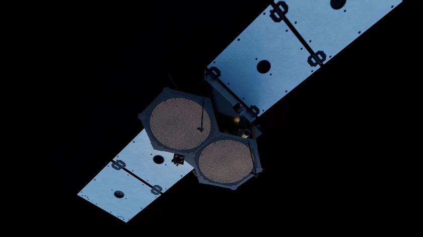 Neeilinis pasiekimas: Lietuvoje įkurta kosmoso bendrovė pasirašė 122,5 mln. eurų vertės palydovų gamybos sutartį