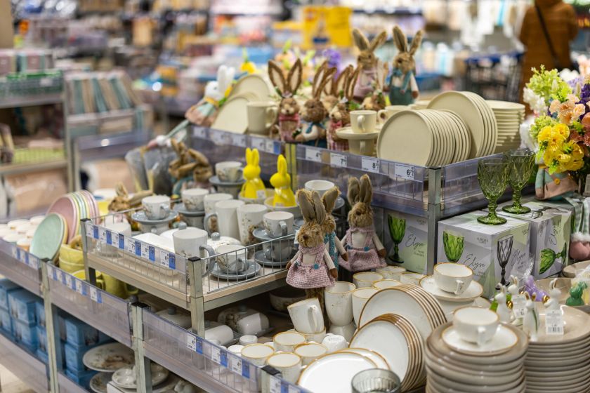 Įsibėgėjantis pavasaris keliasi ant Velykų stalo: patarė, kaip lengvai sukurti šventinę atmosferą