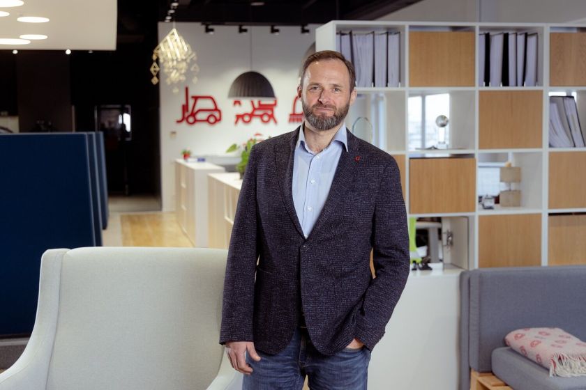 „Alwark“ bendrovė plečiasi – telkia pajėgas su „Mobile Heavy Machinery“