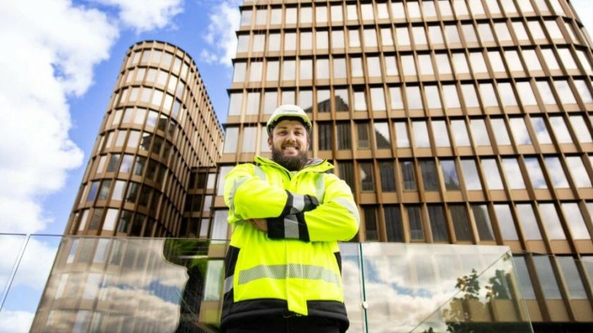 „Hero“ projektas žingsnis po žingsnio artėja link finišo: patalpos jau įrengiamos pagal nuomininkų poreikius, vyksta aplinkotvarkos darbai