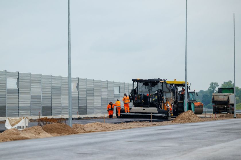 „Via Lietuva“: „Via Baltica“ rekonstravimas vyksta įspūdingu tempu – trečiadienį magistralėje įsigalioja eismo pokyčiai