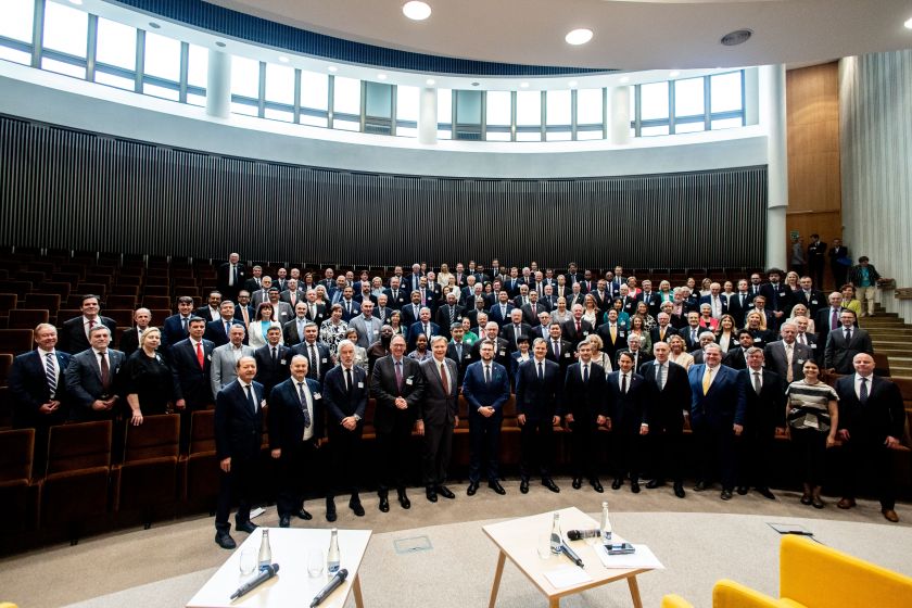 Lietuvos garbės konsulus pasveikinęs Premjeras: esate mūsų stiprybė ir balsas visame pasaulyje