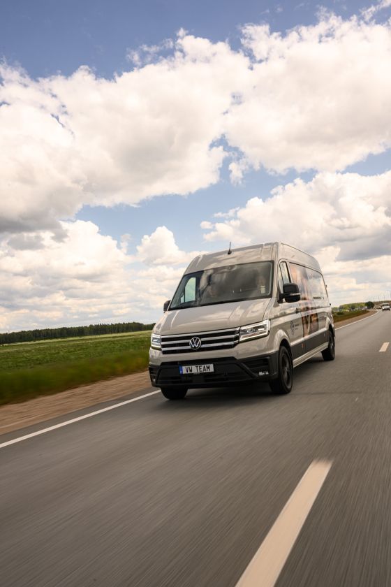 Naujos kartos „Volkswagen“ komercinės transporto priemonės – modernesnės, efektyvesnės ir universalesnės