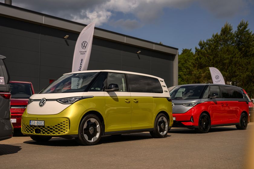Naujos kartos „Volkswagen“ komercinės transporto priemonės – modernesnės, efektyvesnės ir universalesnės