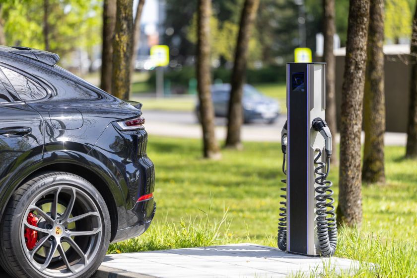 Elinta Charge: Strateginiai pokyčiai ir investicijos į augimą – pamatai tvaresniam rytojui