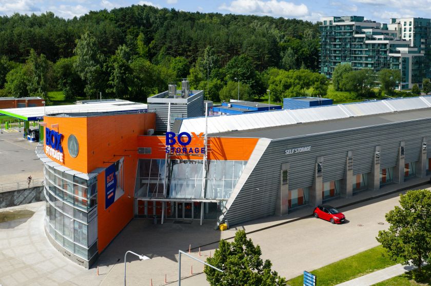 „Box Storage“ žengia į Vilnių: atidarytas modernus savitarnos sandėliavimo centras, į kurį investuota 4,5 mln. eurų