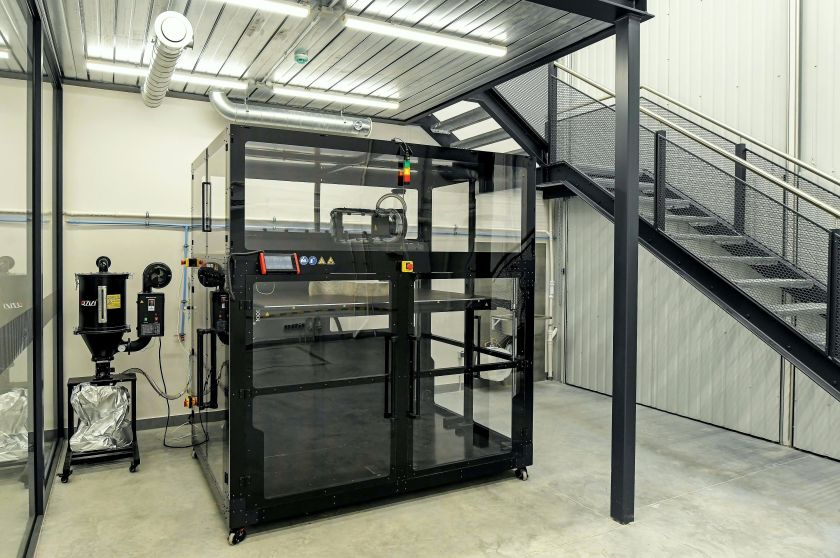 Į Lietuvą atkeliavo vienas didžiausių 3D spausdintuvų Baltijos regione: leis kurti išskirtines medžiagas