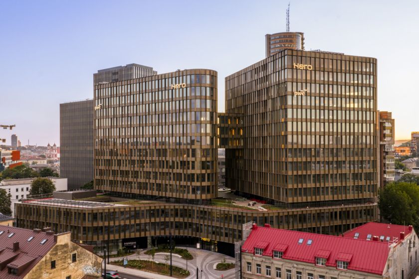 „Elektrum Lietuva“ Vilniuje toliau plečia elektromobilių įkrovimo tinklą