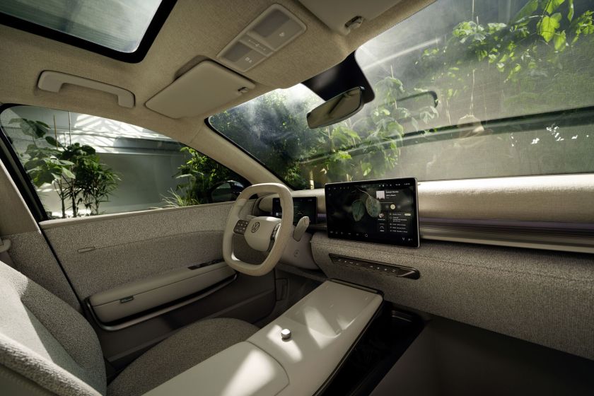 „ID. CROSS Concept“ – „Volkswagen“ pristato elektrinį SUV