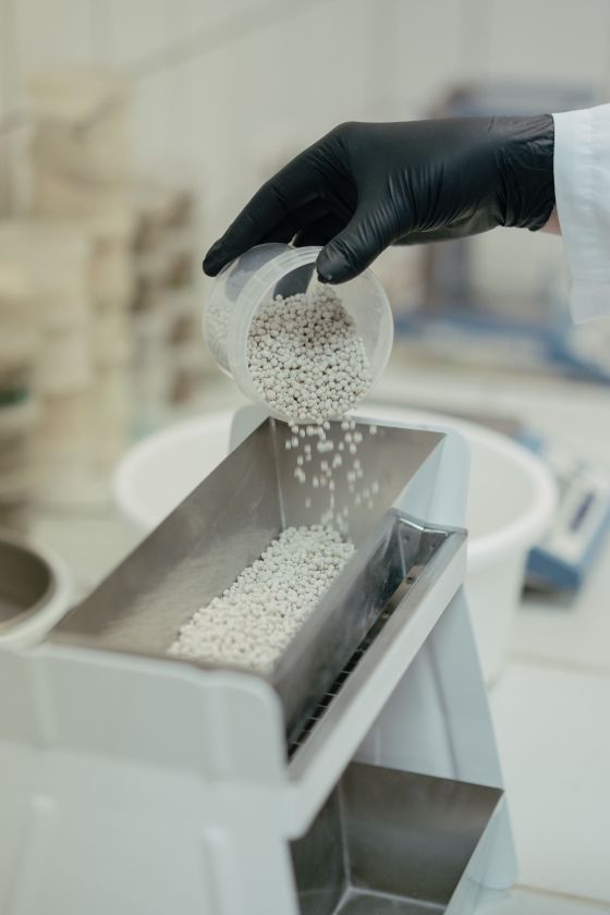 Lietuviškų trąšų gamintojas žengia strateginį žingsnį: pristato mikrobiologiškai praturtintas NPK trąšas