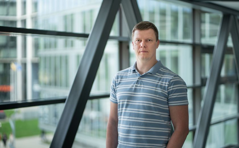 DI specialistų rinka Lietuvoje: atlyginimai siekia iki 10 tūkst. eurų, o studentų skaičius šovė į viršų