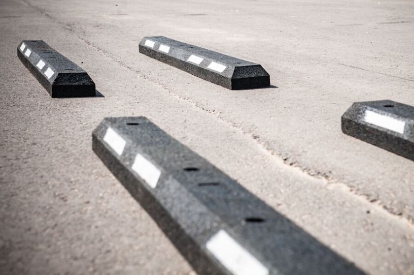 Artėja padangų keitimo sezonas: kur dėti senas padangas?