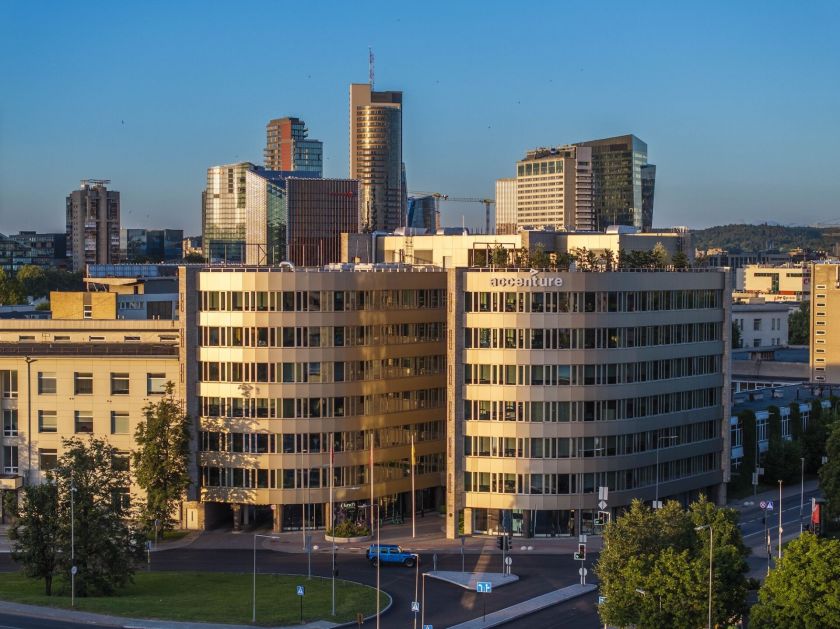 SEB bankas bendrovei „Eastnine“ skolina dar 14 mln. Eurų