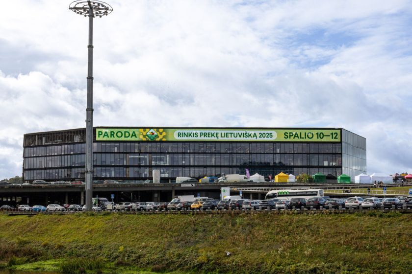 Paroda „Rinkis prekę lietuvišką 2025“ – geriausiai įvertintiems metų gaminiams iškilmingai įteikti aukso ir sidabro medaliai