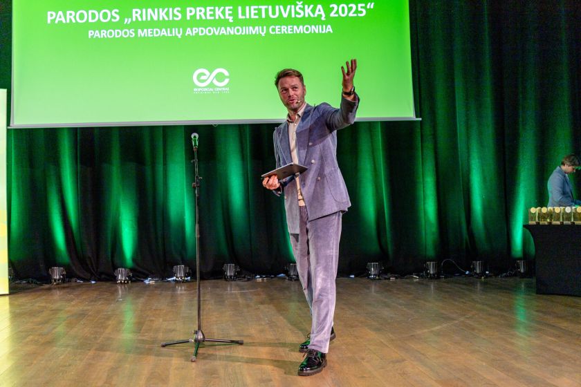 Paroda „Rinkis prekę lietuvišką 2025“ – geriausiai įvertintiems metų gaminiams iškilmingai įteikti aukso ir sidabro medaliai