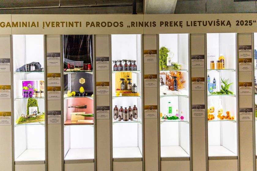 Paroda „Rinkis prekę lietuvišką 2025“ – geriausiai įvertintiems metų gaminiams iškilmingai įteikti aukso ir sidabro medaliai