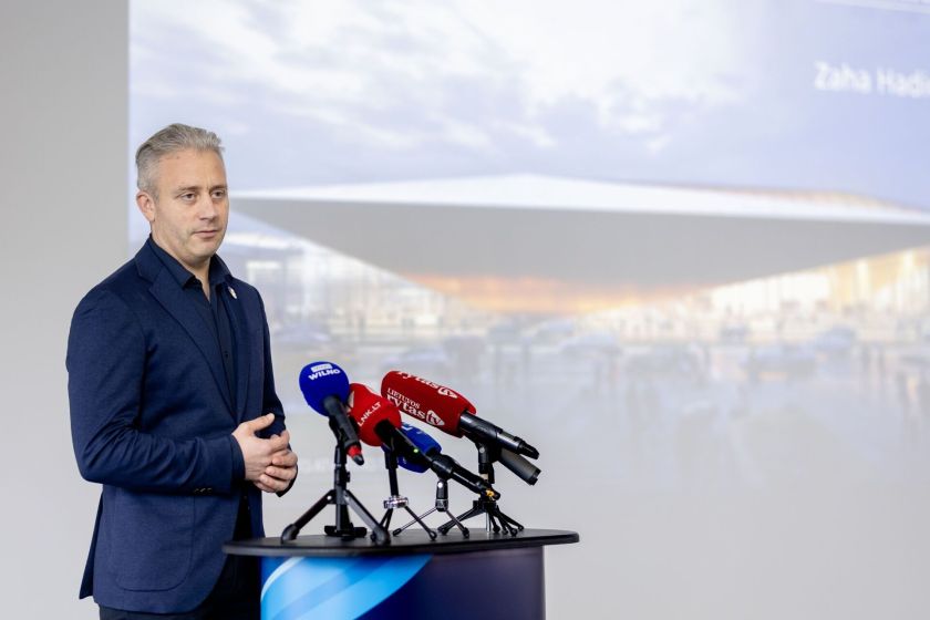 Lietuvos oro uostai pasirašė sutartį su „Zaha Hadid Architects“: prasideda naujo Vilniaus oro uosto atvykimo terminalo projektavimas