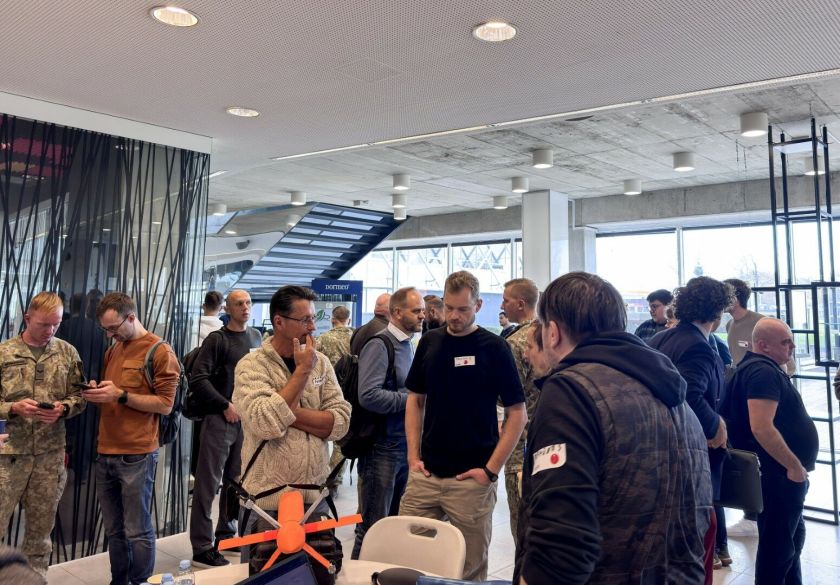 Kaune surengtose gynybos inovacijų dirbtuvėse – greiti sprendimai oro erdvės apsaugai