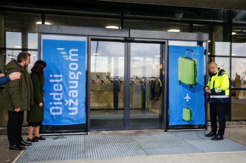 Kauno oro uosto terminalo erdvės atidarytos keleiviams: išaugęs plotas, atnaujintos technologijos ir geresnė keleivių patirtis